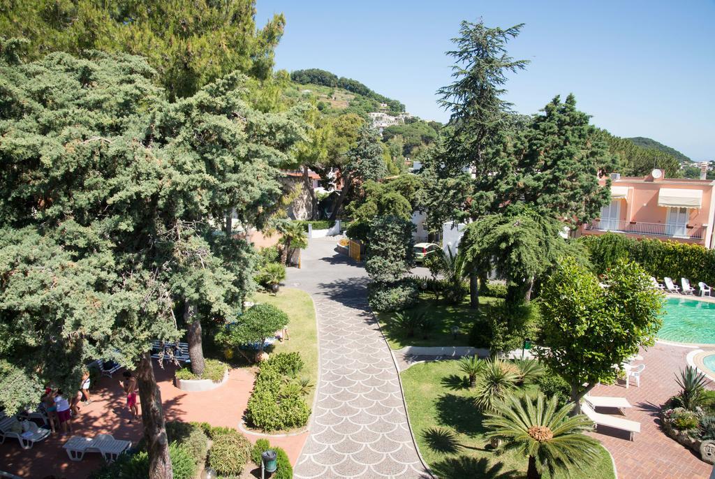 Hotel Internazionale Barano dʼIschia Exterior foto