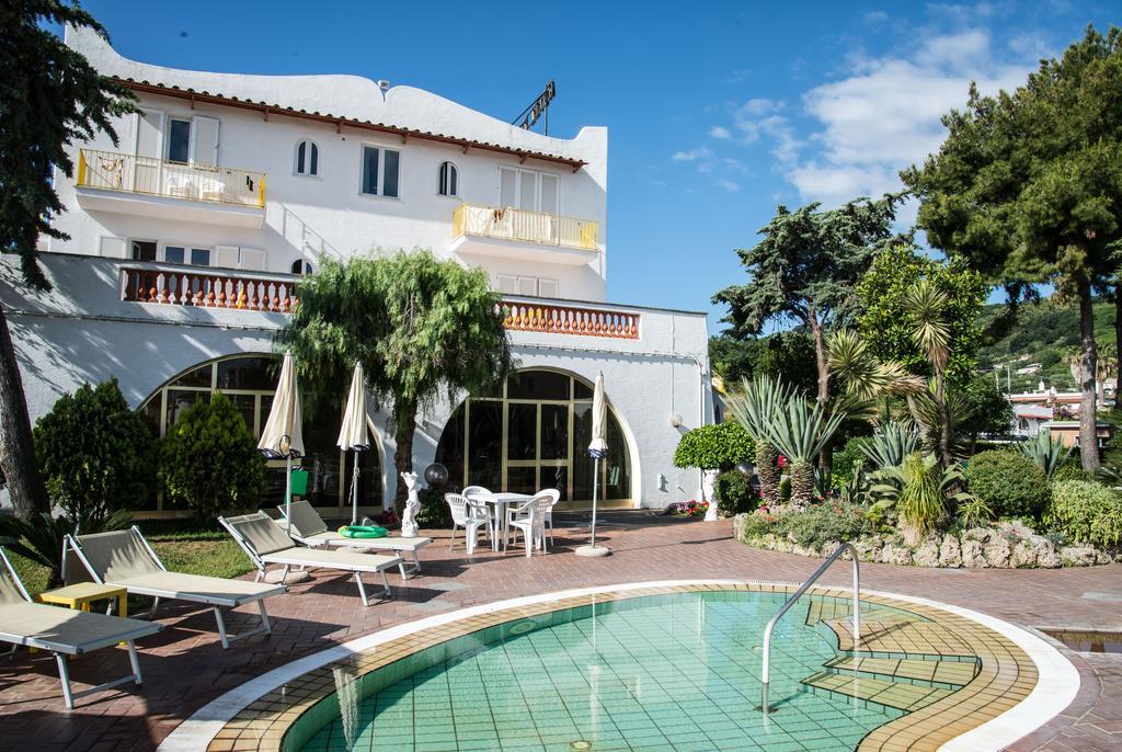 Hotel Internazionale Barano dʼIschia Exterior foto